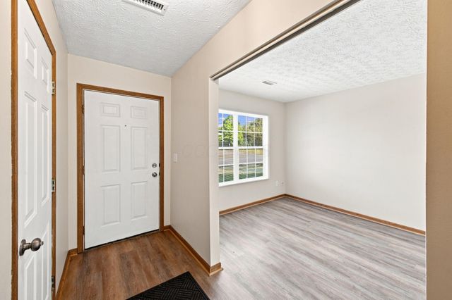 1460 October Ridge Court, Columbus, OH 43223