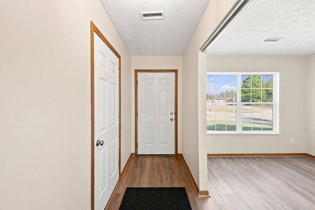 1460 October Ridge Court, Columbus, OH 43223