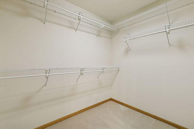 589 Crane Creek Lane, Eagan, MN 55121