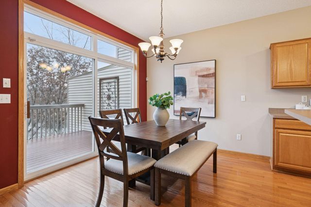 589 Crane Creek Lane, Eagan, MN 55121