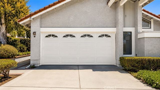 14 Alba W W, Irvine, CA 92620
