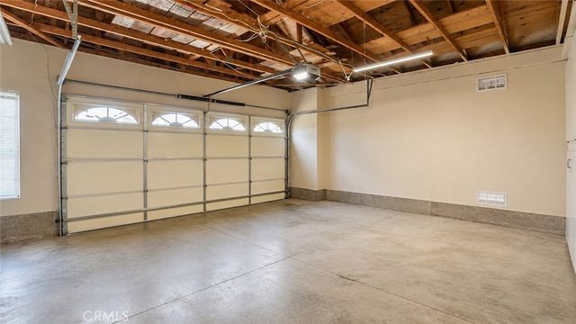 14 Alba W W, Irvine, CA 92620