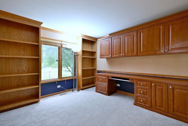 1944 Clyde Drive, Naperville, IL 60565