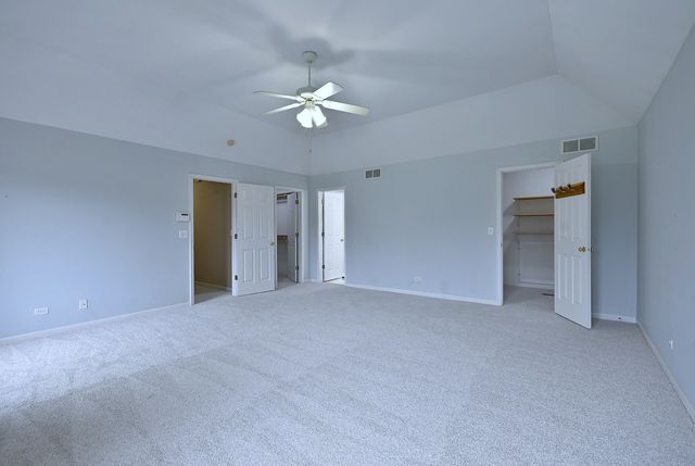 1944 Clyde Drive, Naperville, IL 60565