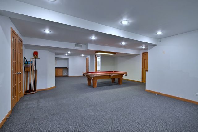 1944 Clyde Drive, Naperville, IL 60565