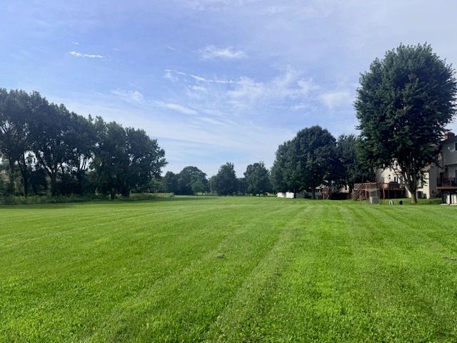 1944 Clyde Drive, Naperville, IL 60565