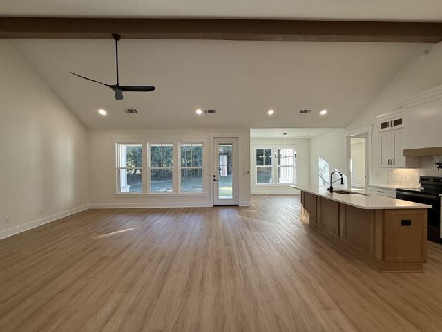 1912 Hidden Springs Drive, Baker, FL 32531