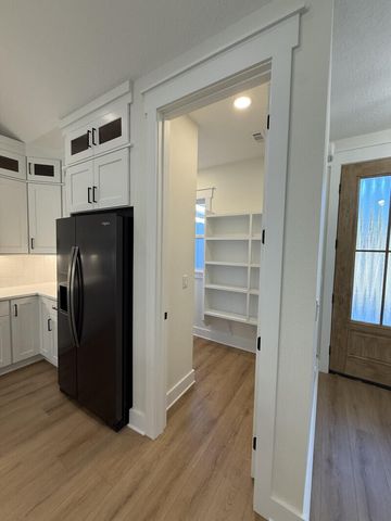 1912 Hidden Springs Drive, Baker, FL 32531