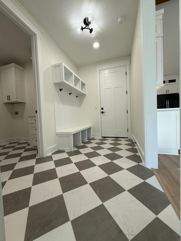 1912 Hidden Springs Drive, Baker, FL 32531