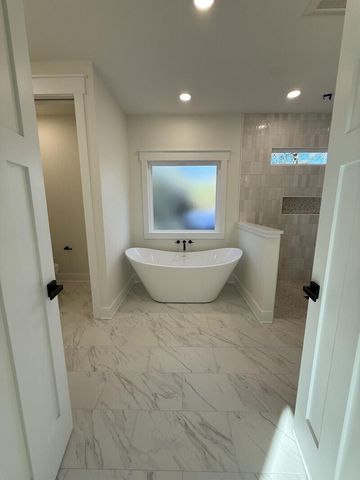 1912 Hidden Springs Drive, Baker, FL 32531