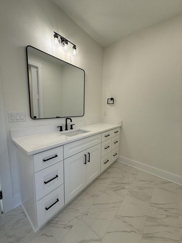 1912 Hidden Springs Drive, Baker, FL 32531