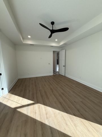 1912 Hidden Springs Drive, Baker, FL 32531