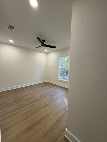 1912 Hidden Springs Drive, Baker, FL 32531