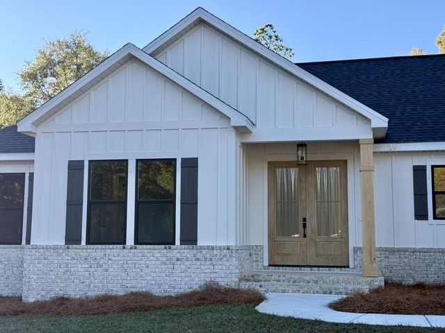 1912 Hidden Springs Drive, Baker, FL 32531