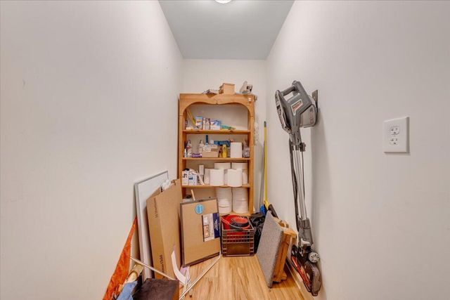 N 418 Beverly AVE, Covington, VA 24426