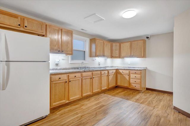 N 418 Beverly AVE, Covington, VA 24426