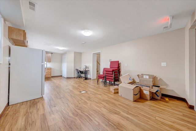 N 418 Beverly AVE, Covington, VA 24426