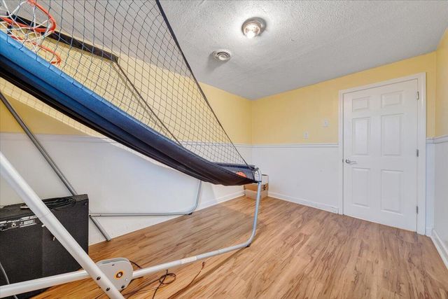 N 418 Beverly AVE, Covington, VA 24426