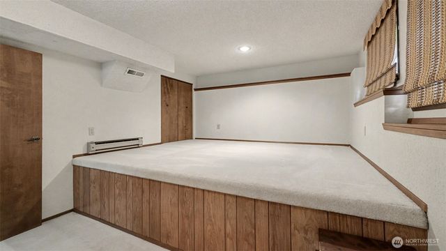 8208 S 124th Street, Seattle, WA 98178