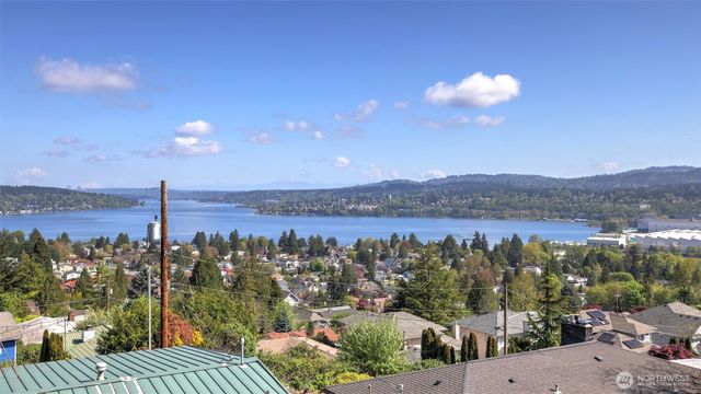 8208 S 124th Street, Seattle, WA 98178