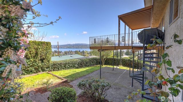 8208 S 124th Street, Seattle, WA 98178