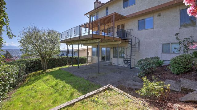 8208 S 124th Street, Seattle, WA 98178