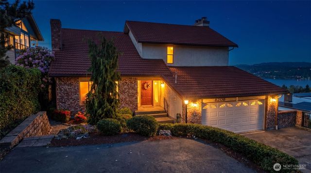 8208 S 124th Street, Seattle, WA 98178