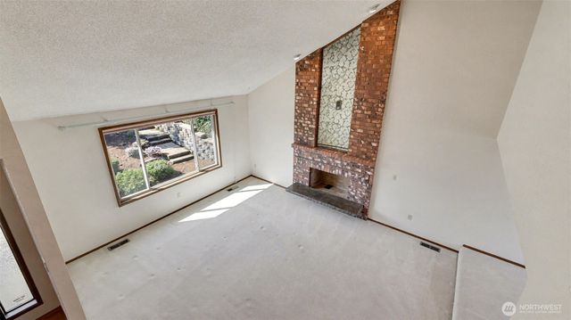 8208 S 124th Street, Seattle, WA 98178