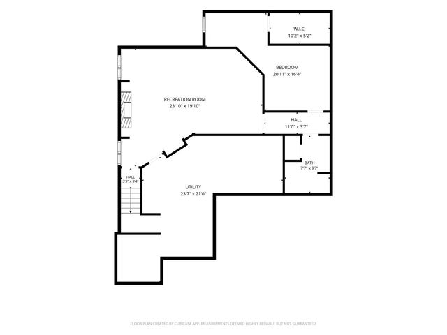1043 N Wuthering Hills Drive, Janesville, WI 53546
