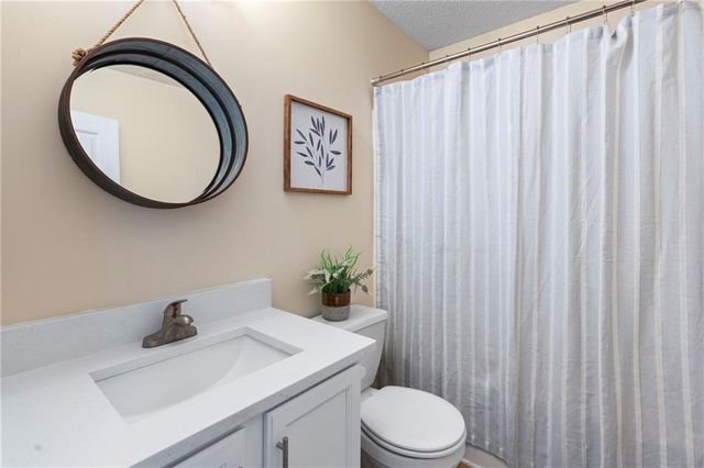 13 Rediger Court SE, Acworth, GA 30102