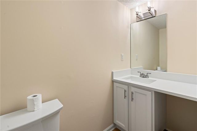 13 Rediger Court SE, Acworth, GA 30102