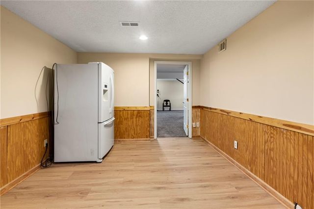 13 Rediger Court SE, Acworth, GA 30102