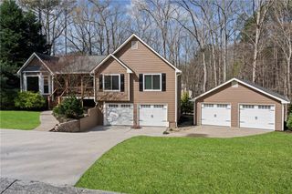13 Rediger Court SE, Acworth, GA 30102