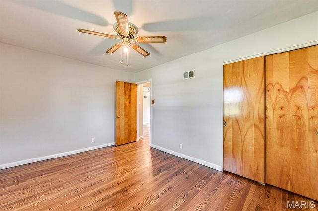 10102 Maryvale Lane, St Louis, MO 63123