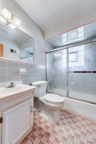 10102 Maryvale Lane, St Louis, MO 63123