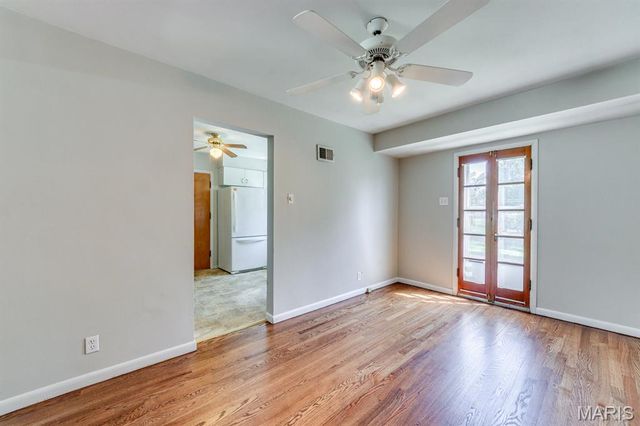 10102 Maryvale Lane, St Louis, MO 63123