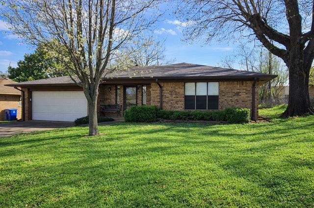 2302 Shiloh Street, Denison, TX 75020