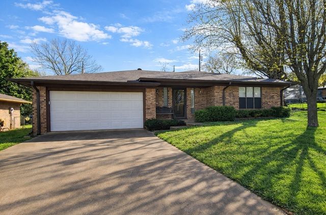 2302 Shiloh Street, Denison, TX 75020