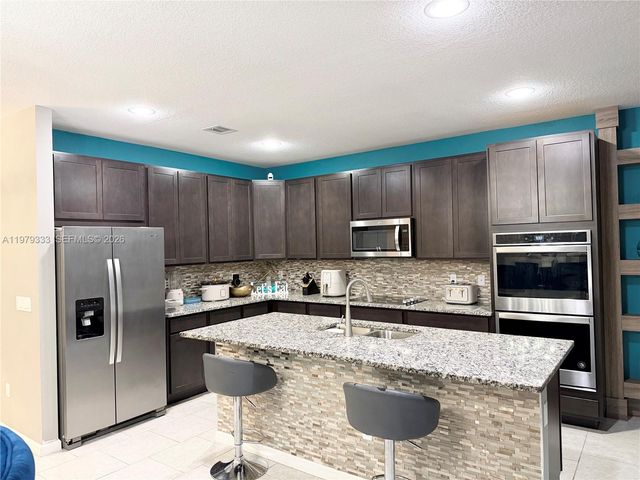 445 NW 36th Ave, Pompano Beach, FL 33069