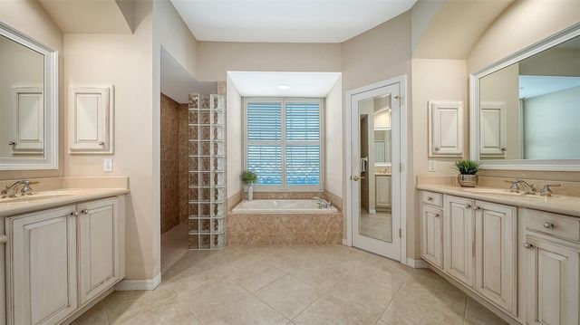 522 LUMINARY BOULEVARD, Osprey, FL 34229