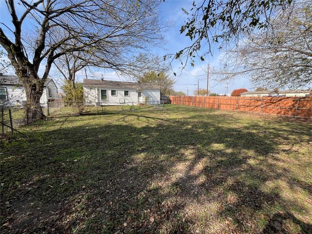 430 Carver Street, Mesquite, TX 75149