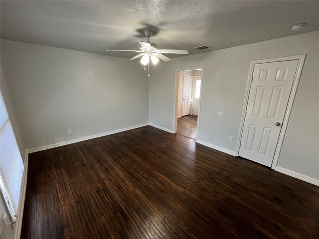 430 Carver Street, Mesquite, TX 75149