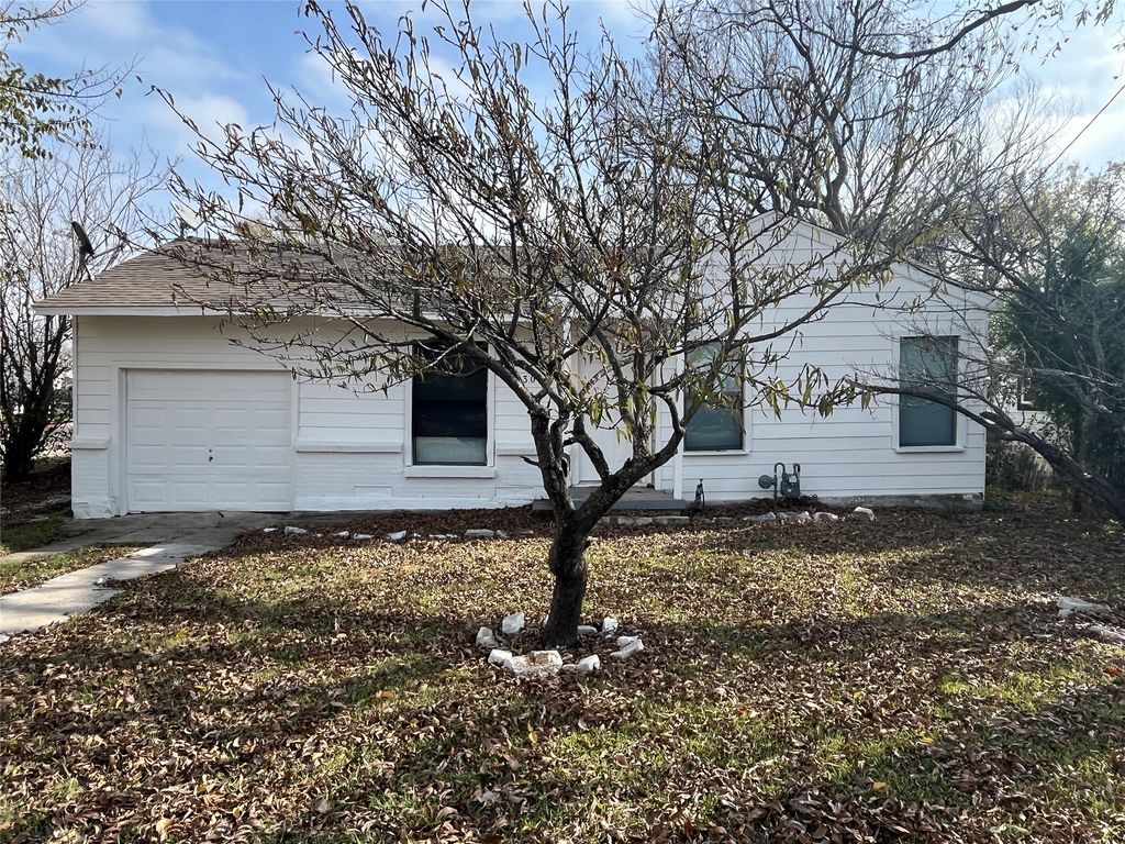 430 Carver Street, Mesquite, TX 75149