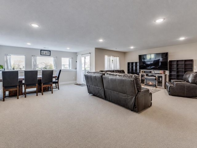 15402 E Hazel Nut St, Wichita, KS 67230