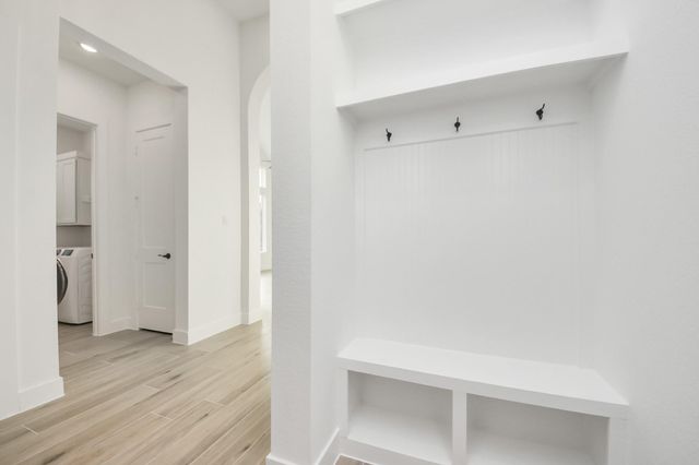 9438 Chateau Hill, Iowa Colony, TX 77578