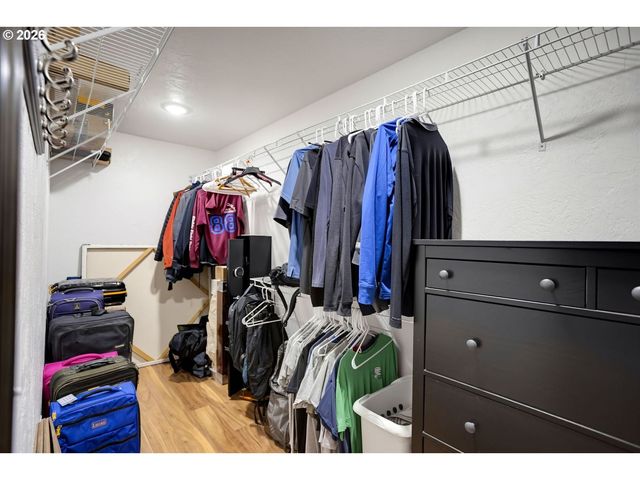 29013 Ne 33RD St, Camas, WA 98607