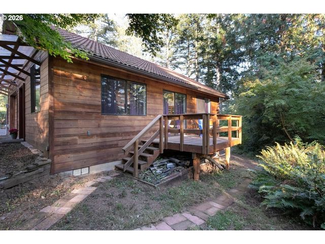 29013 Ne 33RD St, Camas, WA 98607