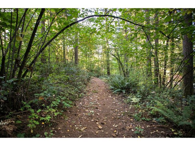 29013 Ne 33RD St, Camas, WA 98607