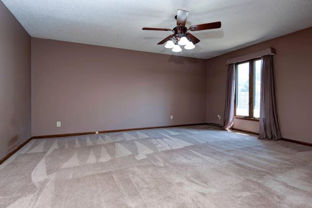 3451 E Carol Drive, Springfield, MO 65809