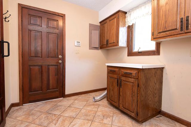 3451 E Carol Drive, Springfield, MO 65809